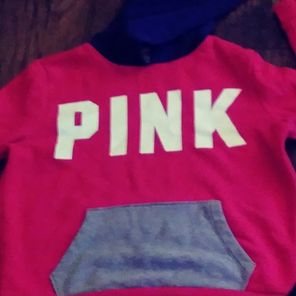 Sweatshirt .. - Picture 4 of 4